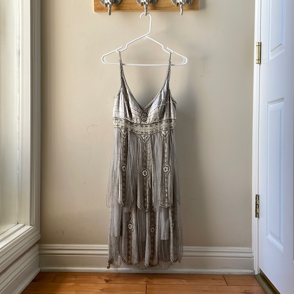 Vintage Sue Wong beaded silk flapper dress. Size 4 Gray. Old Hollywood Gatsby.